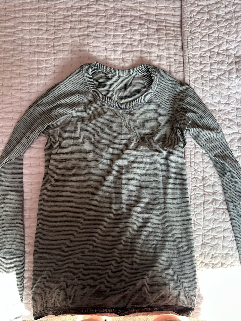 Women’s Long Sleeve Swiftly Tech